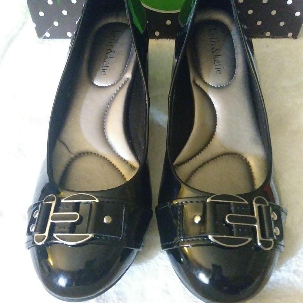Black Patent Vegan Wedge Heel Shoes🌷